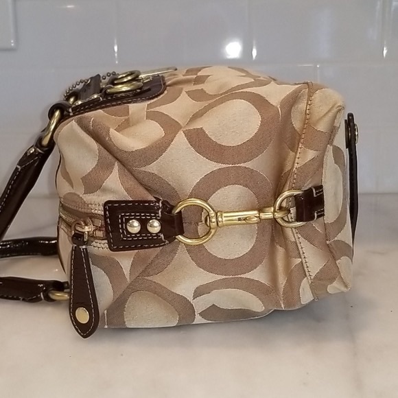 Coach Madison Gold Signature Handbag H0868-12947 - Picture 10 of 11